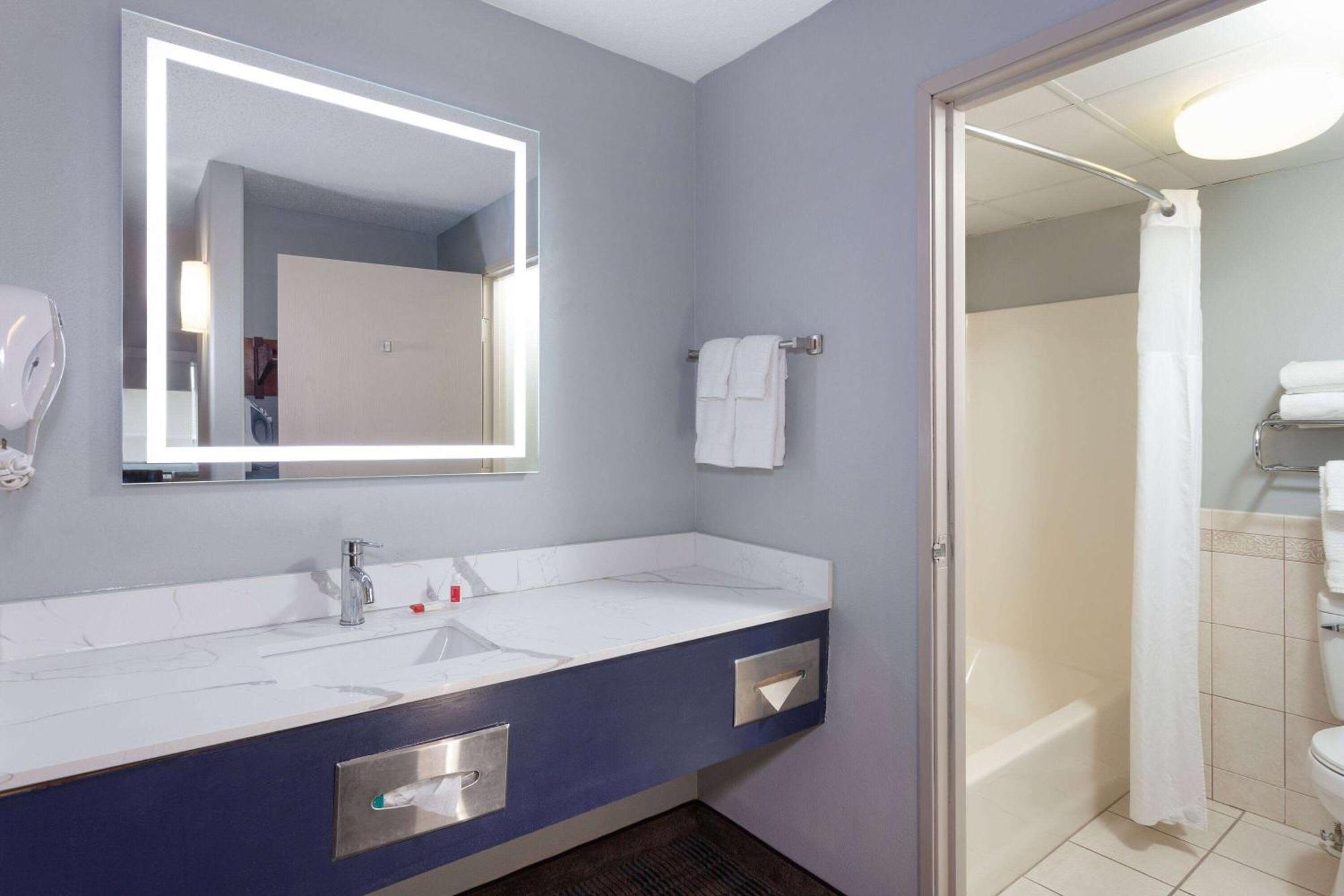 Americinn By Wyndham Peoria Luaran gambar